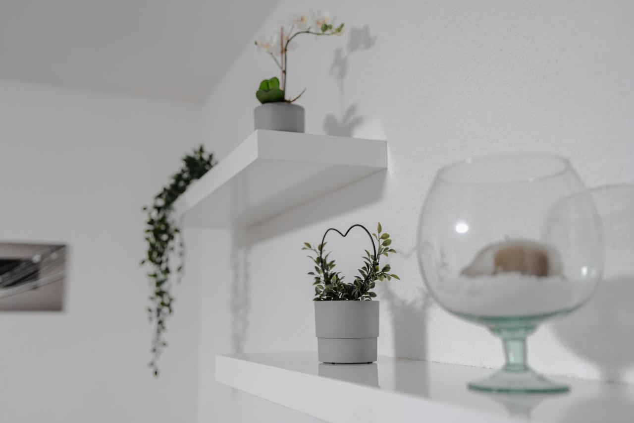 Modern - Ruhige Lage - Zentrumsnah - 2-Zimmer Apartment Horb am Neckar Exteriör bild